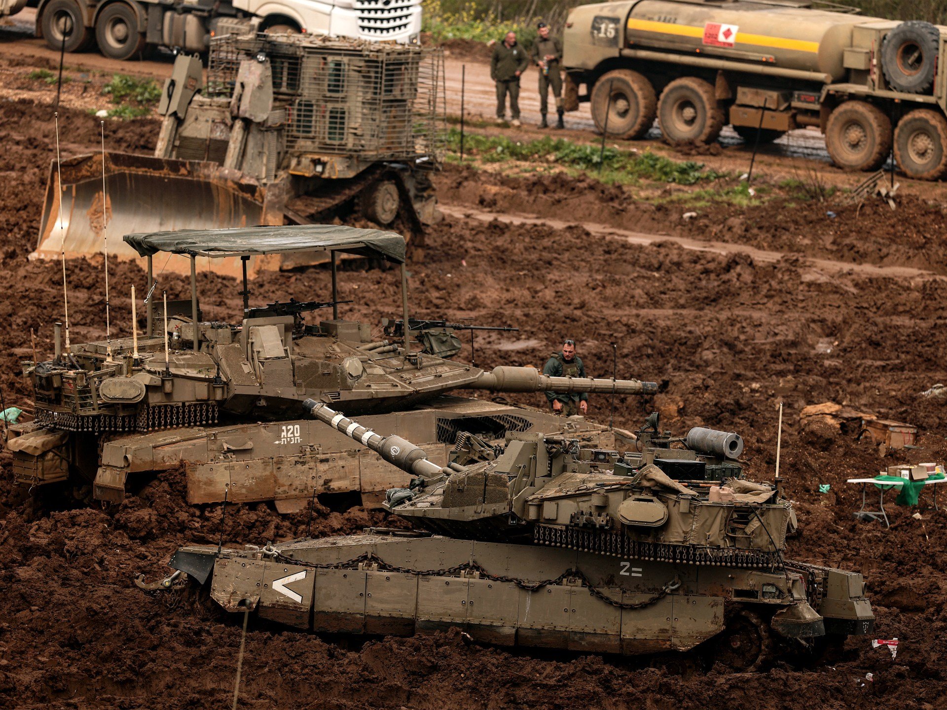 Prim-ministrul Libanului avertizează asupra riscurilor grave ale acțiunilor Israelului asupra suveranității naționale Tensiunile din Orientul Mijlociu au escaladat semnificativ în ultimele zile, după ce forțele armate israeliene au început să trimită trupuri suplimentare în sudul Libanului