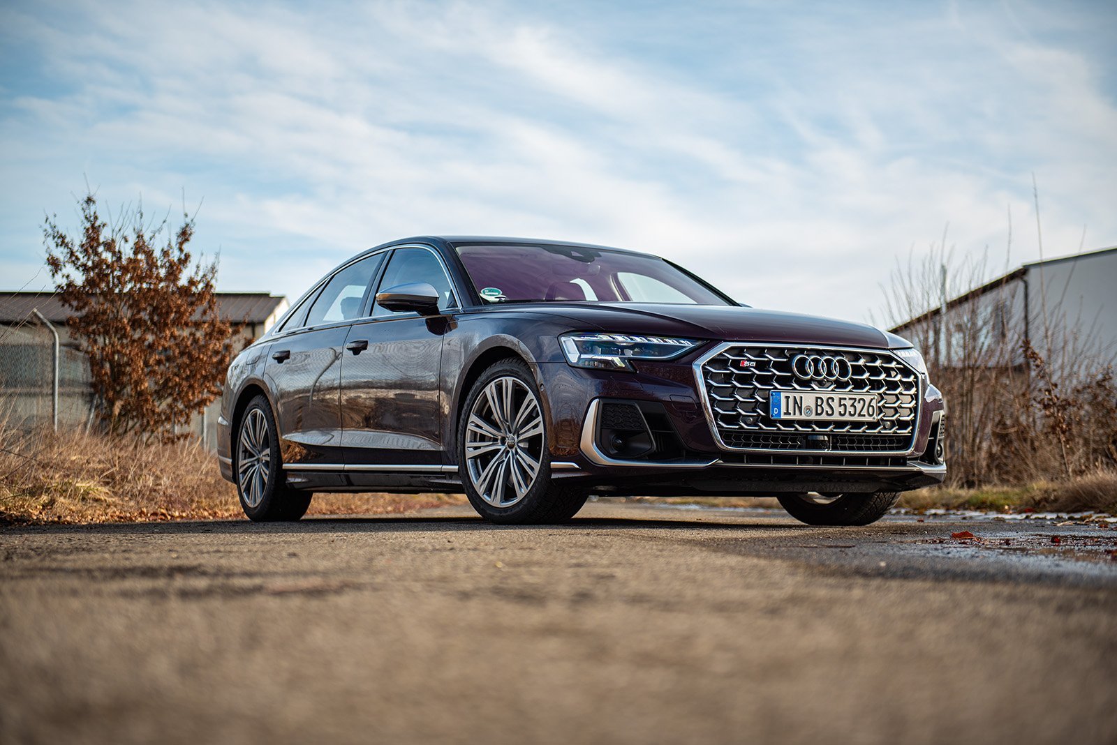Audi își încheie tăcut producția modelului A8 fără aplauze