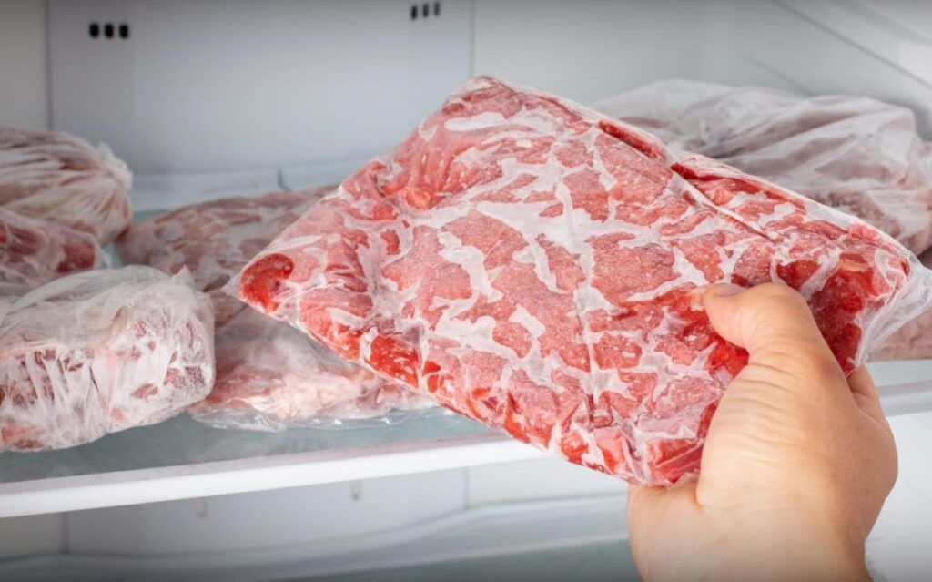 România riscă să devină ușa de intrare pentru carne procesată provenită din țări din America de Sud, unde controalele privind aditivii și hormonii utilizați în alimentație sunt mai permisive decât în Uniunea Europeană