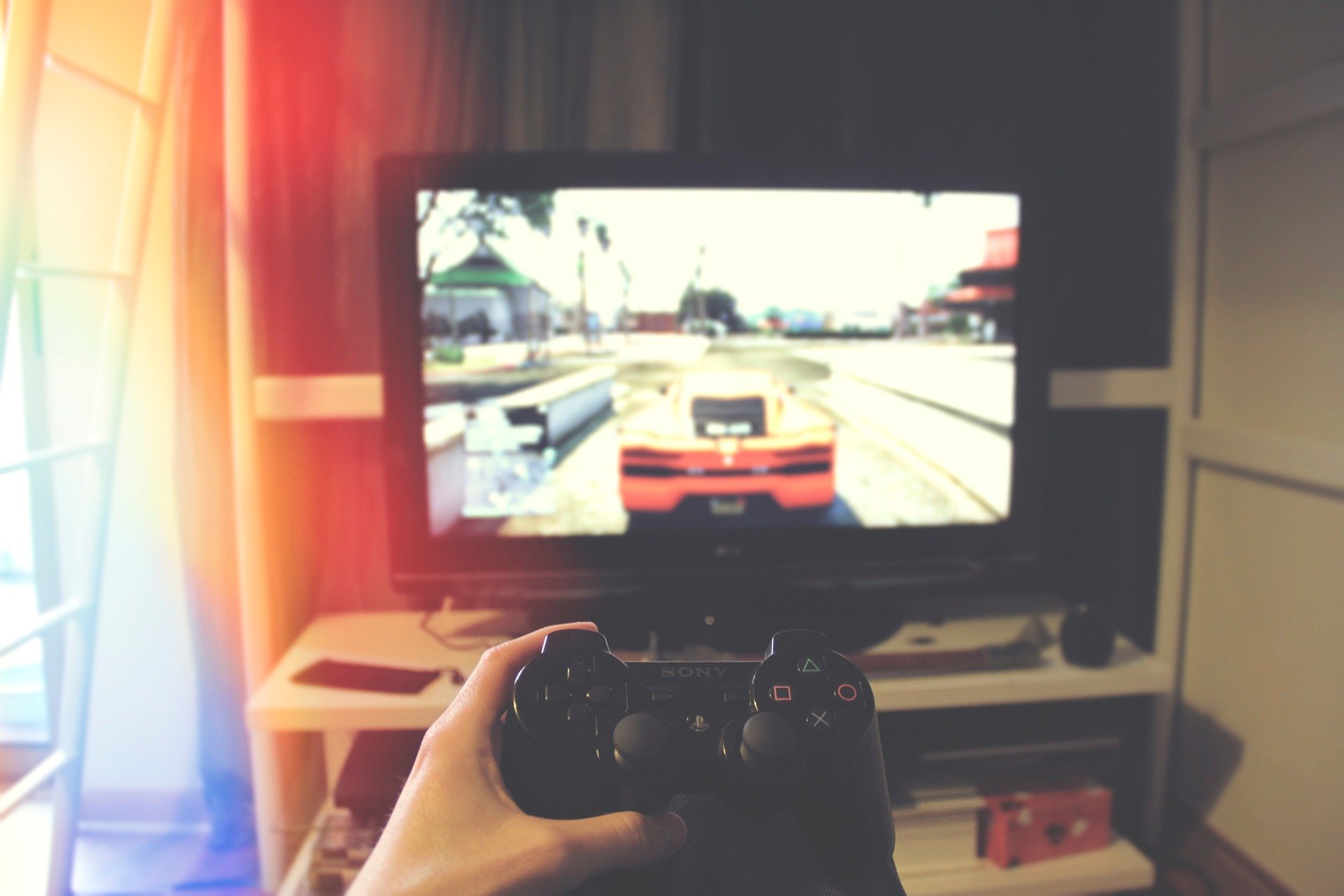 Sony anunță majorări de preț pentru PlayStation 5, invocând dificultățile economice globale Într-un anunț oficial, Sony a confirmat recent creșterea tarifelor pentru consolele PlayStation 5, decizie motivată de situația economică dificilă cu care se confruntă lumea