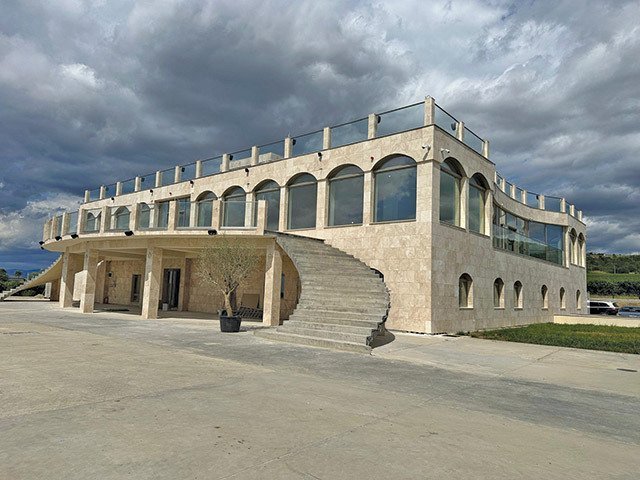 Grupul Ferrucio continuă expansiunea în Prahova, anunțând construcția unui hotel în Boldești Scăieni Unul dintre contructorii principali ai industriei locale, grupul Ferrucio din Prahova, anunță un nou proiect de anvergură în județul său natal