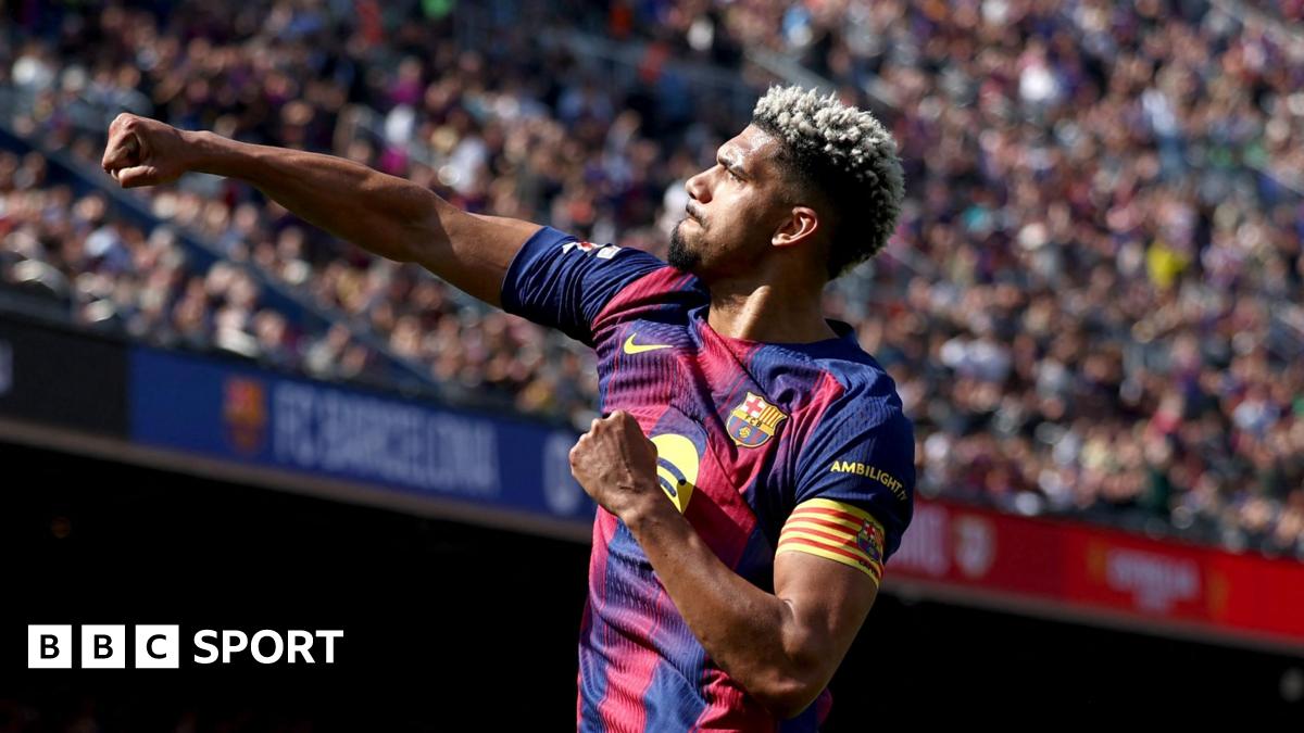 Barcelona își păstrează poziția de lider, după o victorie strânsă în fața Rayo Vallecano Barcelona a mers în avans în clasament, distanțându-se cu șapte puncte față de rivalele din La Liga, după o victorie muncită pe teren propriu împotriva echipei Rayo Vallecano, scor 1-0