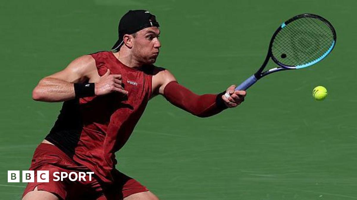 Draper surclasează adversarul și se pregătește de duelul cu Djokovic la Wimbledon James Draper a reușit o victorie spectaculoasă și surprinzătoare în turul doi al turneului de la Wimbledon, învingându-l pe Juan Cerundolo într-un meci plin de suspans