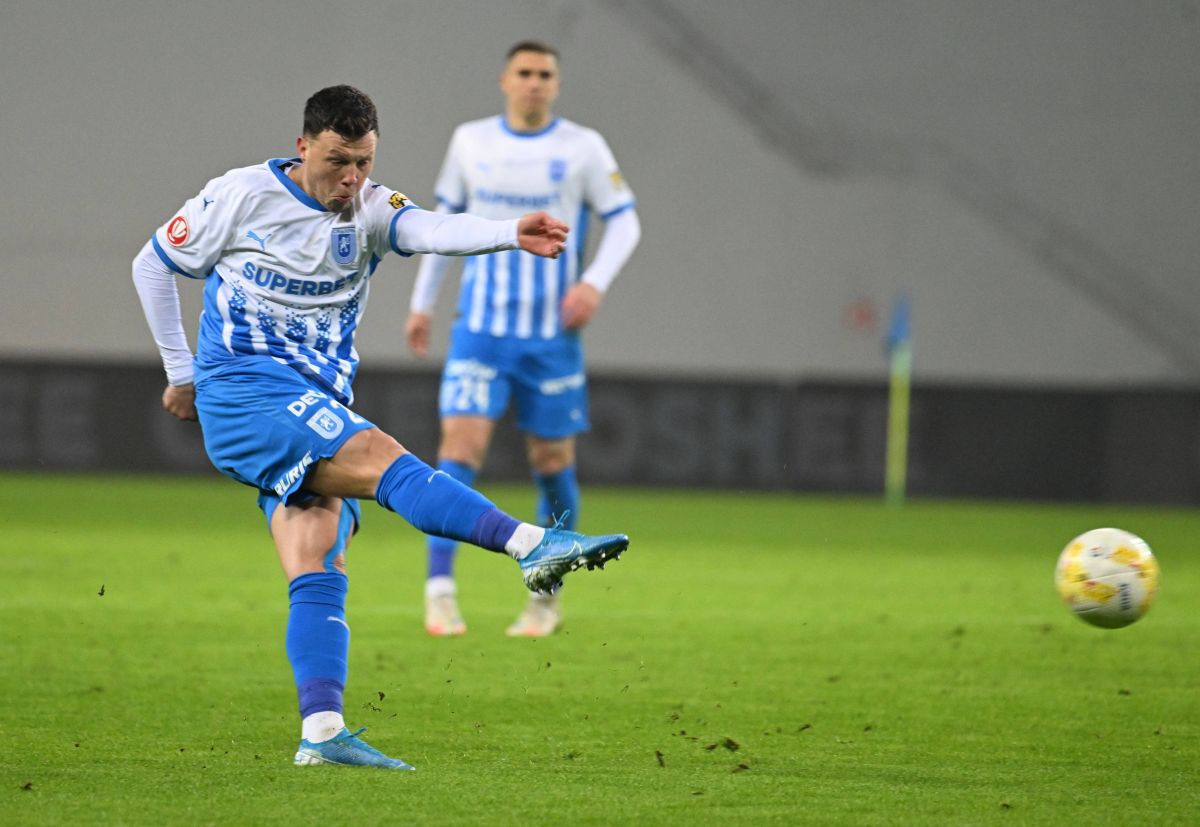 Universitatea Craiova și CFR Cluj au început în forță sferturile de finală ale Cupei României, într-un duel așteptat cu sufletul la gură de suporterii ambelor tabere