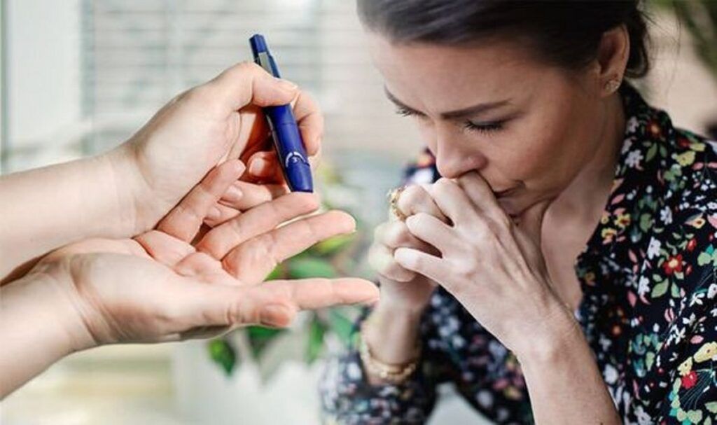 Medicii avertizează diabeticii: „Evitați acest suc pentru sănătate”