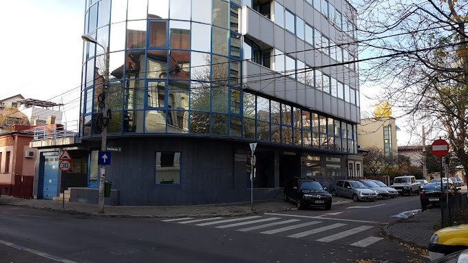 INSTANT IMM – O revoluție în finanțarea micro, mici și mijlocii din România IMM-urile din România se pot bucura de o nouă soluție de garantare a creditelor, menită să accelereze accesul la finanțare și să simplifice procesul de selecție a clienților