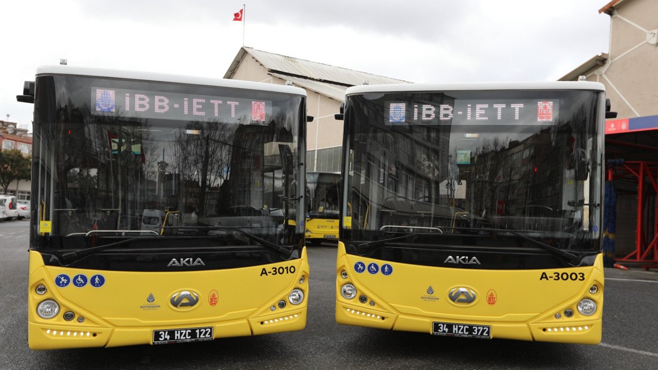 Ușurare pentru fanii galben-roșii: IETT extinde serviciile de transport pentru meciul Galatasaray-Liverpool Administrația de transport din Istanbul, IETT, a anunțat că pentru meciul de astă seară dintre Galatasaray și Liverpool, va majora numărul de curse pentru a facilita accesul suporteri la stadion