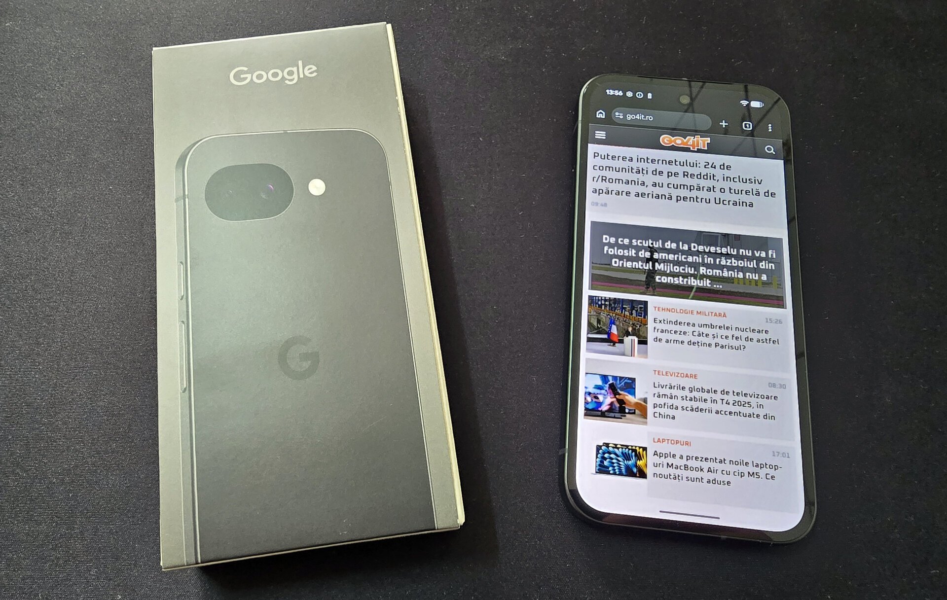 Google Pixel 10a, noul smartphone din gama mid-range a companiei americane, pare să fie mai degrabă o versiune ușor actualizată a predecesorului său, Pixel 9a, decât o revoluție tehnologică