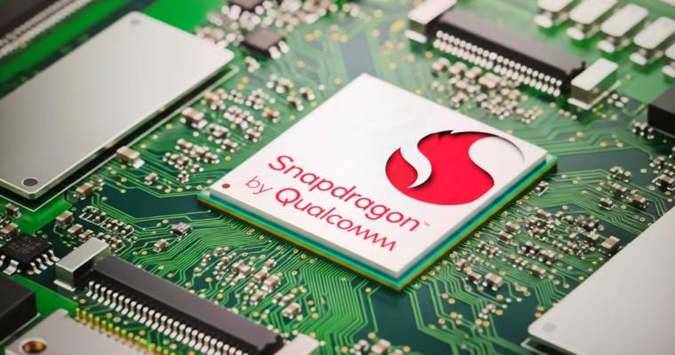 Snapdragon pentru laptopuri propulsează Qualcomm într-un nou înălțime, amenințând supremația Intel în domeniu Producătorul american Qualcomm a făcut recent un pas important către redefinirea peisajului procesorilor destinați dispozitivelor portabile, odată cu apariția primelor rezultate de performanță pentru noul procesor Snapdragon destinat laptopurilor