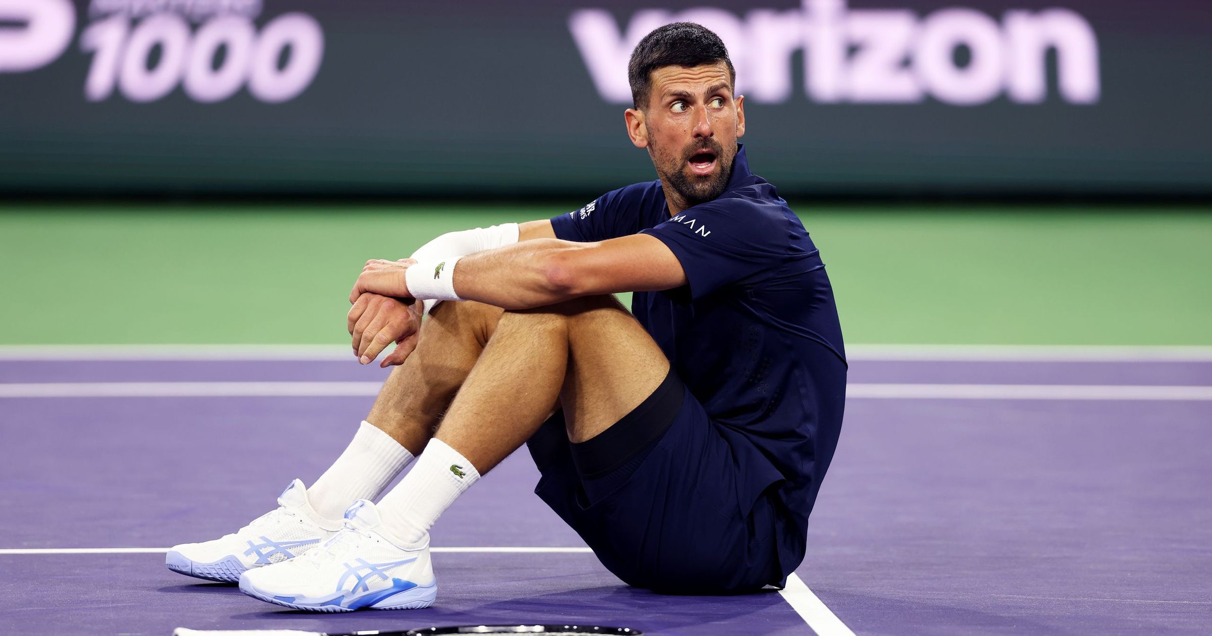 Novak Djokovic, unul dintre cei mai titrați jucători din istoria tenisului, a fost eliminat surprinzător de la Indian Wells, după o înfruntare dramatică cu britanicul Jack Draper, disputată pe terenul central al turneului ATP Masters 1000