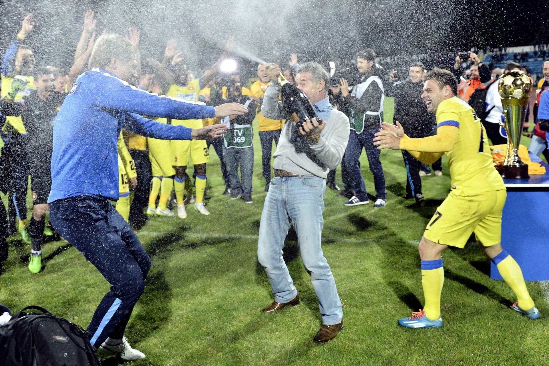 Giedrius Arlauskis, fostul portar al FCSB și o figură cunoscută în lumea fotbalului românesc, a făcut recent o revelație legată de transferul său din 2015 la Watford, club din Premier League