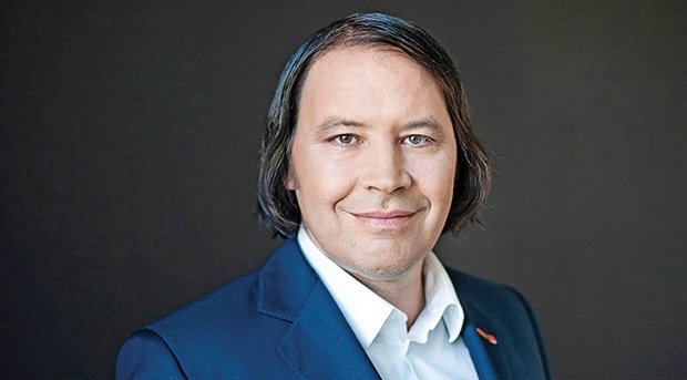 Orange România anunță un pas revoluționar în tehnologia de telecomunicații, fiind prima piață din grupul Orange în care testele pentru conectivitatea prin satelit Direct-to-Device (D2D) vor fi derulate la scară reală