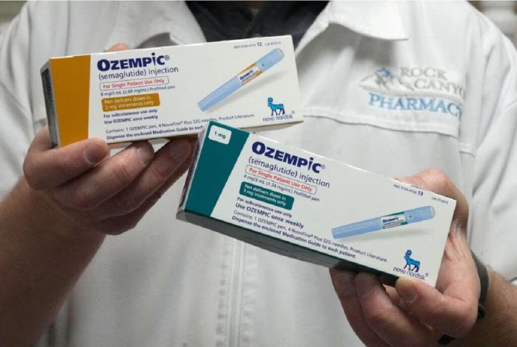 Medicamentele din clasa GLP-1, soluție rapidă pentru pierderea în greutate, pot avea efecte temporare, avertizează cercetările În ultimele ani, medicamentele din clasa GLP-1 (glucagon-like peptide-1) au devenit din ce în ce mai populare printre persoanele aflate în căutarea unor soluții rapide pentru slăbit