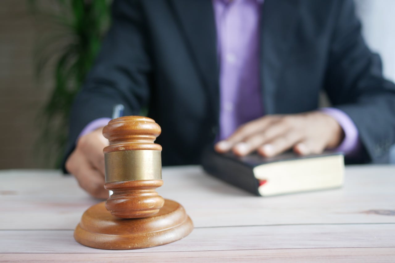 Inteligența artificială poate schimba radical dinamica sistemului judiciar din România, dar cu precauție și claritate în privința limitelor sale