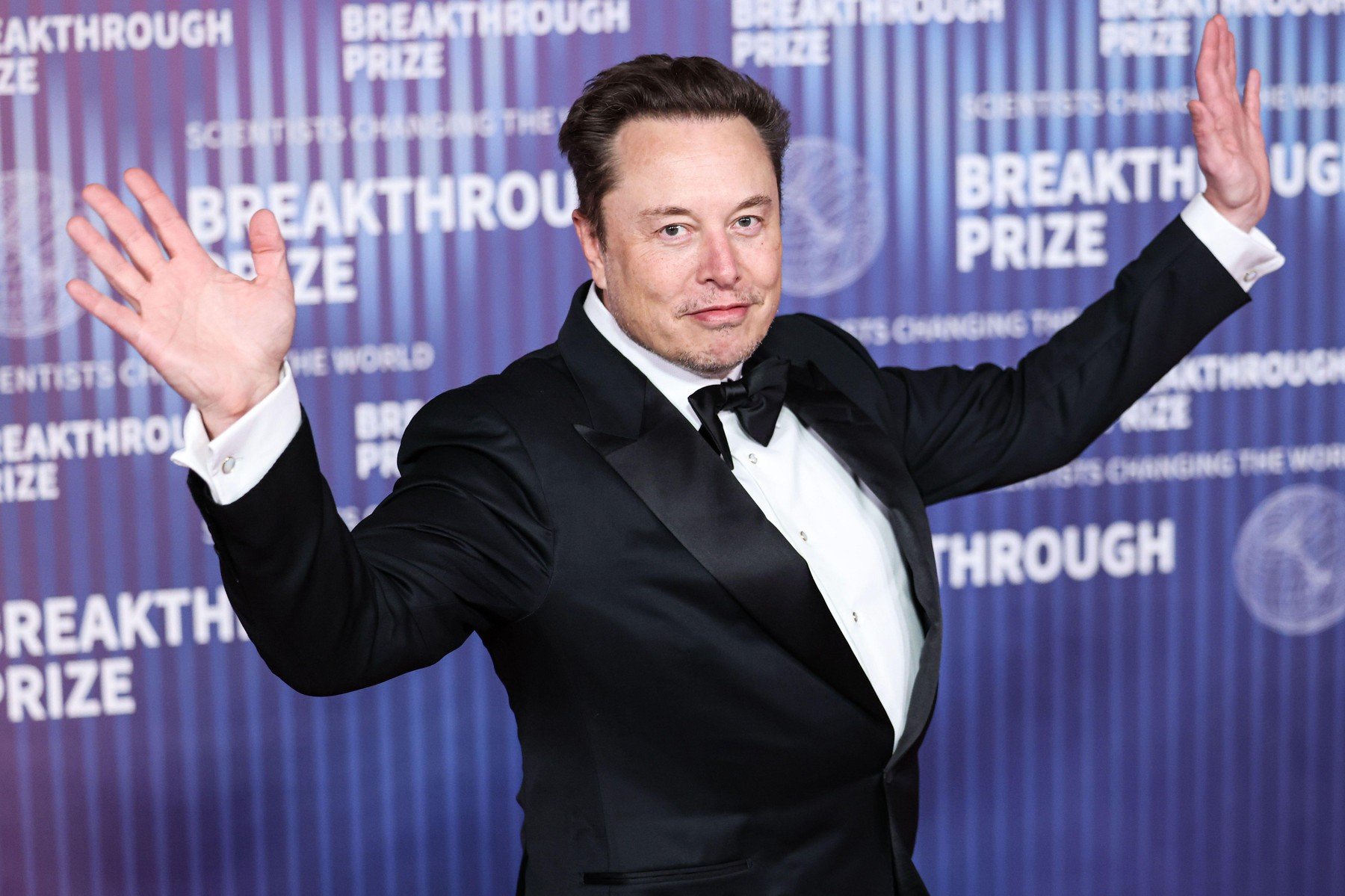 Elon Musk a anunțat oficial achiziția companiei sale de inteligență artificială, xAI, de către SpaceX, într-unul dintre cele mai spectaculoase și discutate tranzacții din domeniul tehnologic al anului