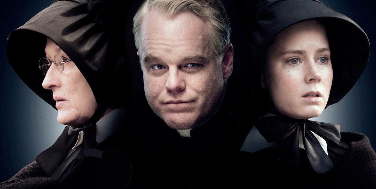 „Doubt”, un clasic al dramelor din 2008, merită încă vizionat în epoca Netflix Într-o lume în care filmele de calitate rar mai capătă ecosistemul dinamic și efemer pe care-l aveau acum un deceniu, „Doubt” rămâne o producție care continuă să se impună prin intensitate și subtilitate