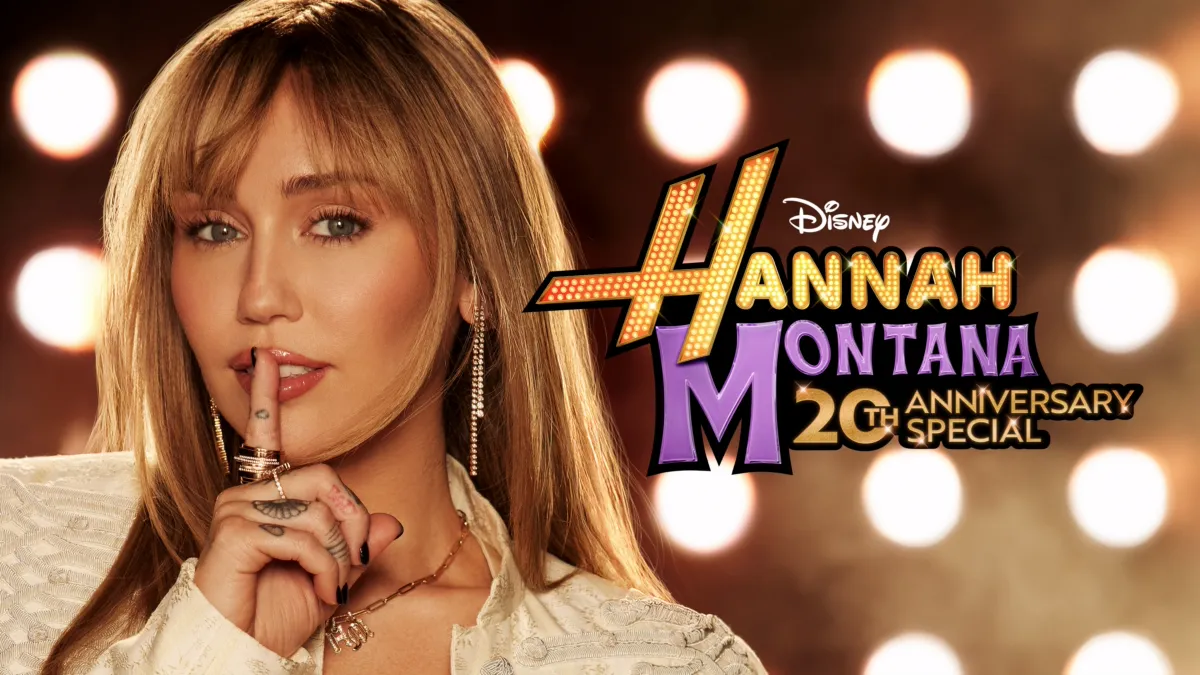 Disney+ marchează aniversarea a 20 de ani de la debutul serialului „Hannah Montana” cu un eveniment special menit să aducă nostalgicii înapoi în lumea strălucitoare a lui Miley Cyrus și a personajului său emblematic