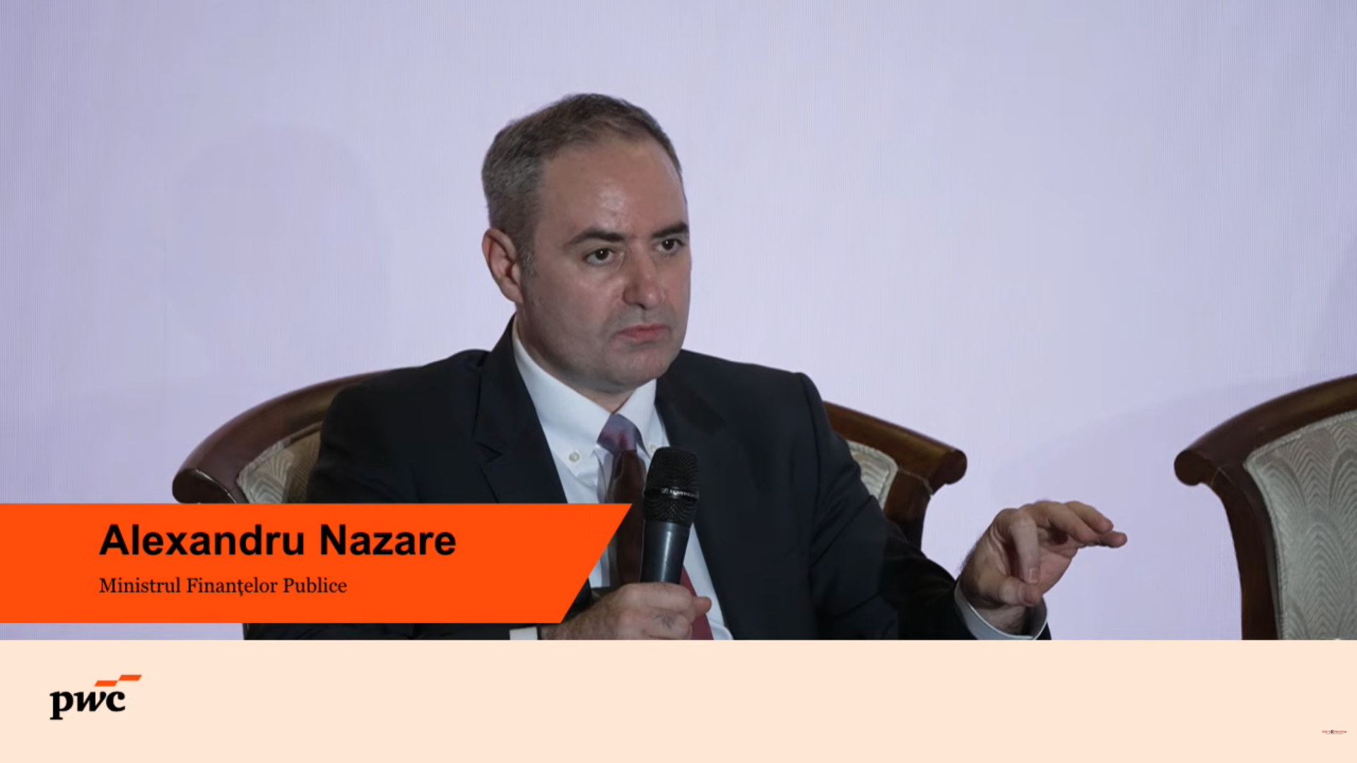 Ministrul Finanțelor anunță adoptarea rapidă a bugetului pentru 2026 și evoluția promițătoare a economiei naționale Guvernul are ochii pe termen lung și pare decis să avanseze cu planurile de rectificare bugetară, anunțând că primele decizii pentru bugetul pe anul viitor vor fi luate săptămâna viitoare