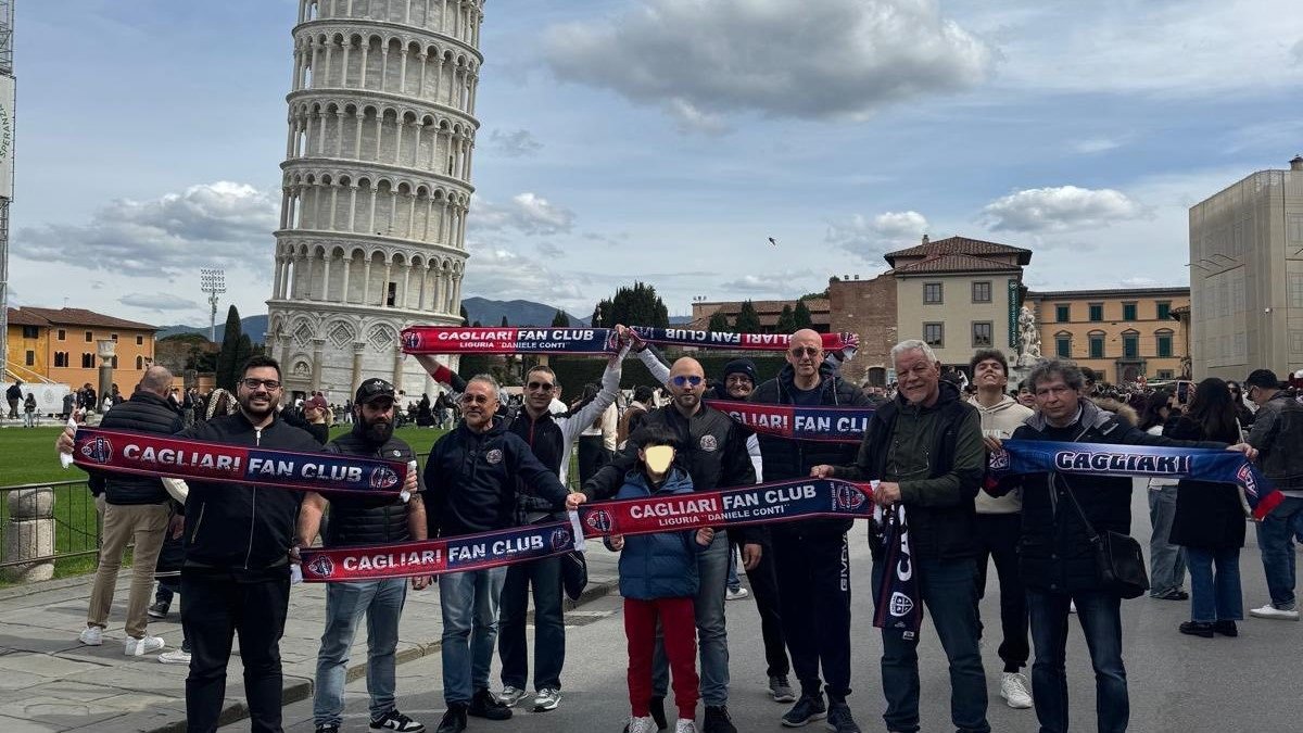 Senzație de solidaritate între suporteri în ciuda restricțiilor oficiale Meciul dintre Pisa și Cagliari, programat pentru sfârșitul acestei săptămâni, a atras atenția nu doar pentru meciul în sine, ci și pentru atmosfera creată de suporterii celor două echipe, în condițiile unui restricții severă impuse de autorități