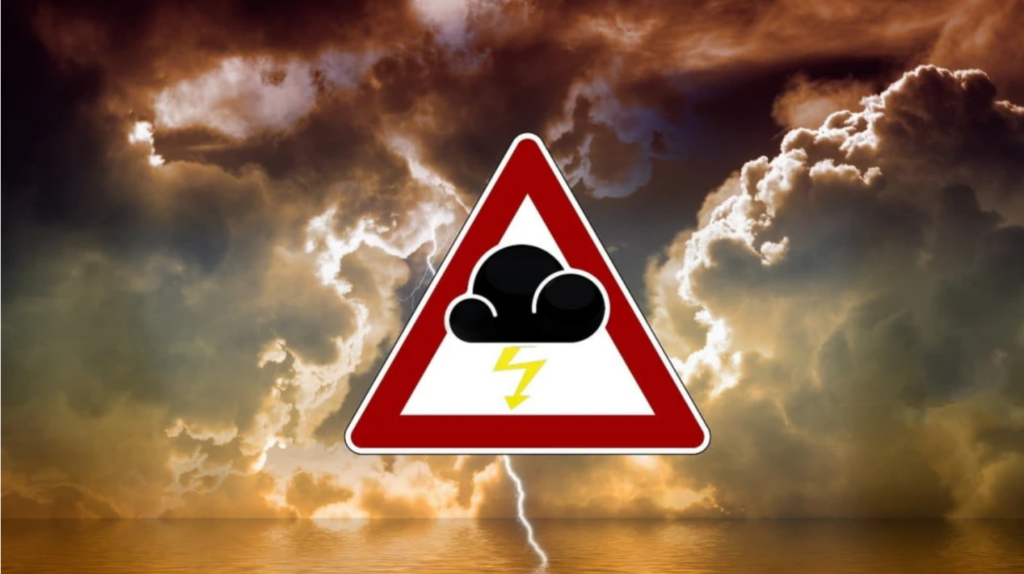 “Ploaie cu sânge” lovește România: Fenomenul meteo extrem pregătește teren pentru noi provocări România se află în prag de incidență a unui fenomen meteorologic rar și periculos, denumit de specialiști “ploaie cu sânge”