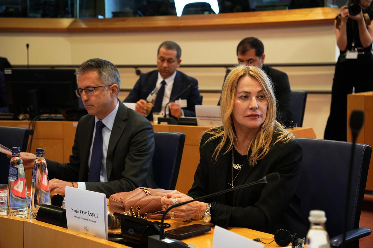 „Pot să spun că am apărut înaintea AI-ului, nu-i așa?”