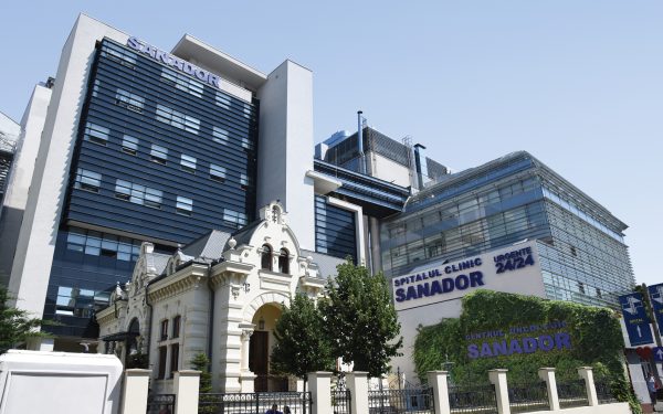 C-Model: 15 ani de excelență medicală în privat, redefinește standardele în România