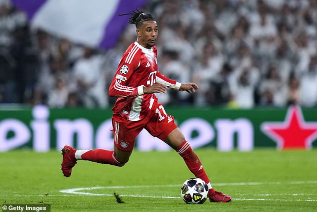 Olise, „superstarul” de la Bayern, dezvăluit de antrenori: Ce-l face special