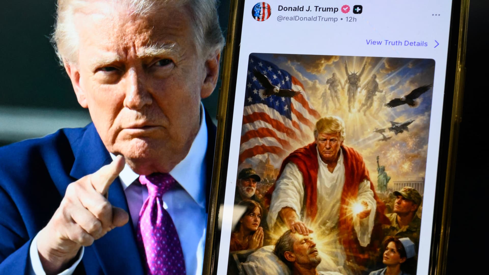 Trump, ștersura supremă: Imaginea cu el ÎN Iisus, ștearsă de pe Truth Social