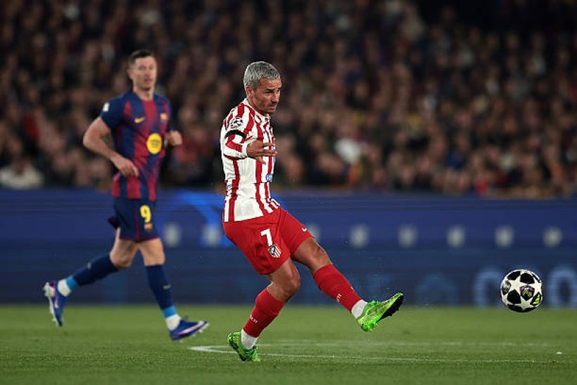 Antoine Griezmann, atacantul de la Atlético Madrid, a temperat entuziasmul după victoria echipei sale cu 2-0 în fața Barcelonei, în prima manșă a sferturilor de finală ale Ligii Campionilor