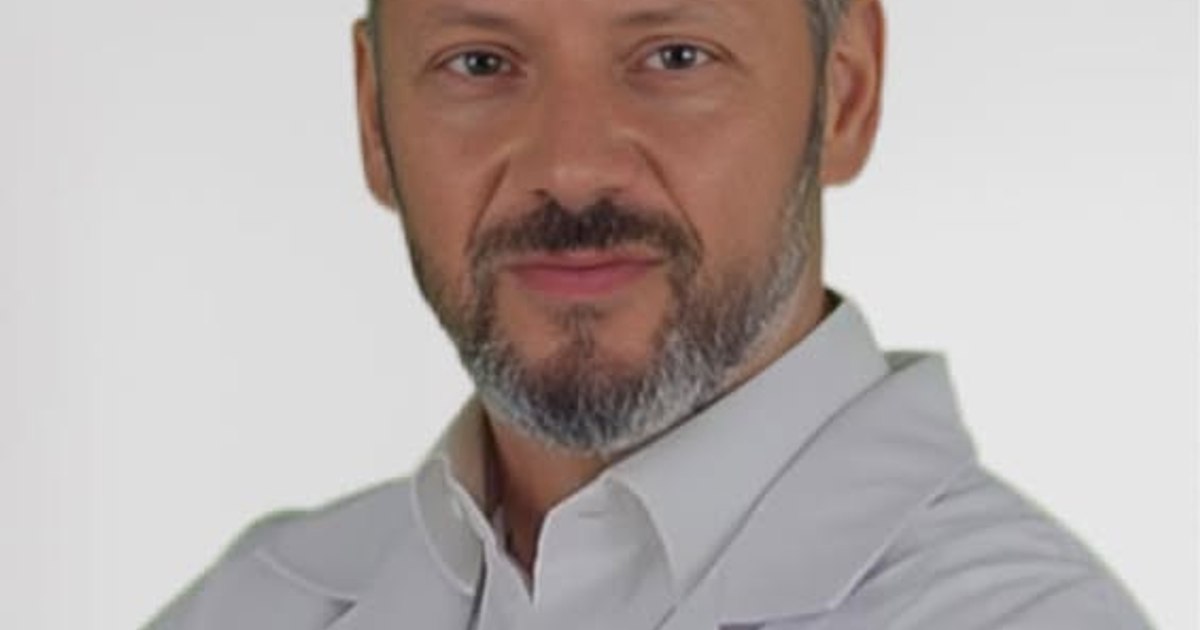 Un medic neurochirurg din Constanța a fost trimis în judecată pentru înșelăciune, fiind acuzat că ar fi indus în eroare un pacient pentru a obține sume importante de bani