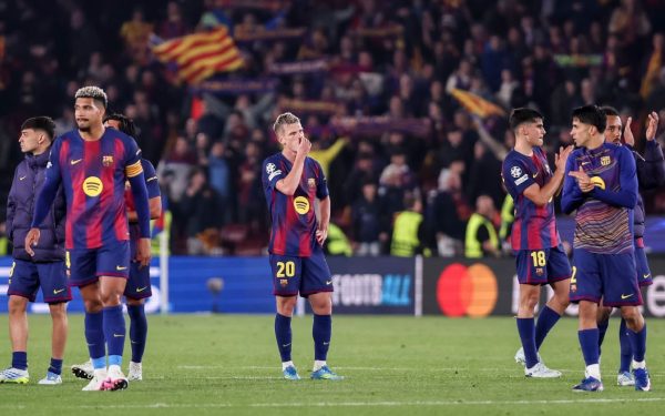 Barcelona, furioasă după meciul cu Atletico Madrid: UEFA, sesizată pentru o fază controversată Barcelona a depus o plângere oficială la UEFA, după înfrângerea cu 2-0 suferită în fața lui Atletico Madrid