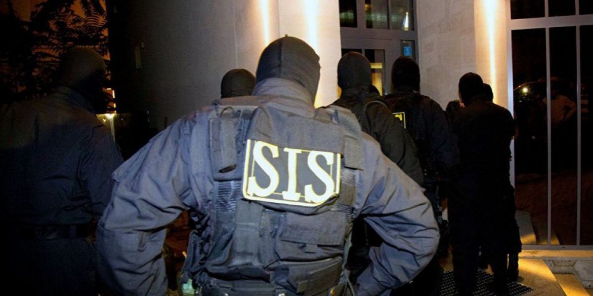 Spionii de la Chișinău, acuzați de șantaj: Cer bani de la cetățeni