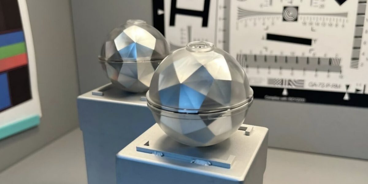 Japonia revoluționează energia: Sfere speciale „fură” lumina soarelui