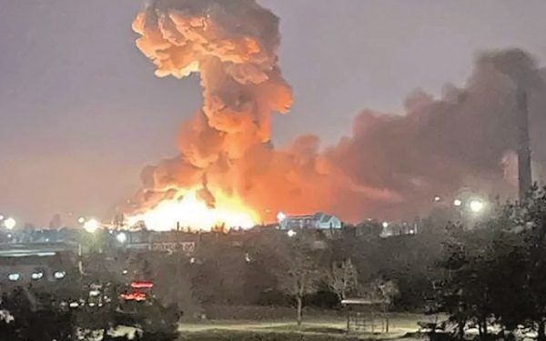 Atacuri masive în Ucraina, înainte de Paște: Zeci de morți, blocuri făcute scrum