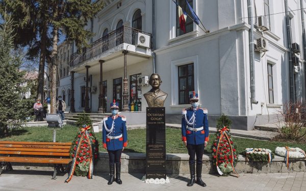 Bustul lui Goga, DISPĂRUT din Iași: Scandal după acuzații de antisemitism