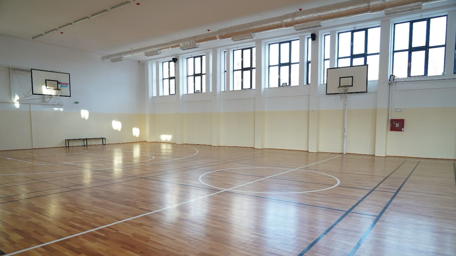 Modernizare sala Școala 82, Sectorul 3: Lucrările se scumpesc, din nou!