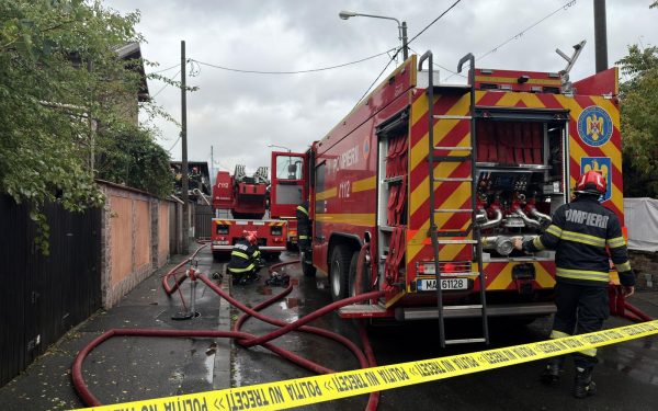 București: Pompierii, asaltați de urgențe de Sărbători, peste 300 de misiuni zilnice