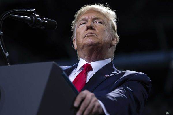 Trump: Flotă de petroliere goale, spre SUA pentru a încărca!
