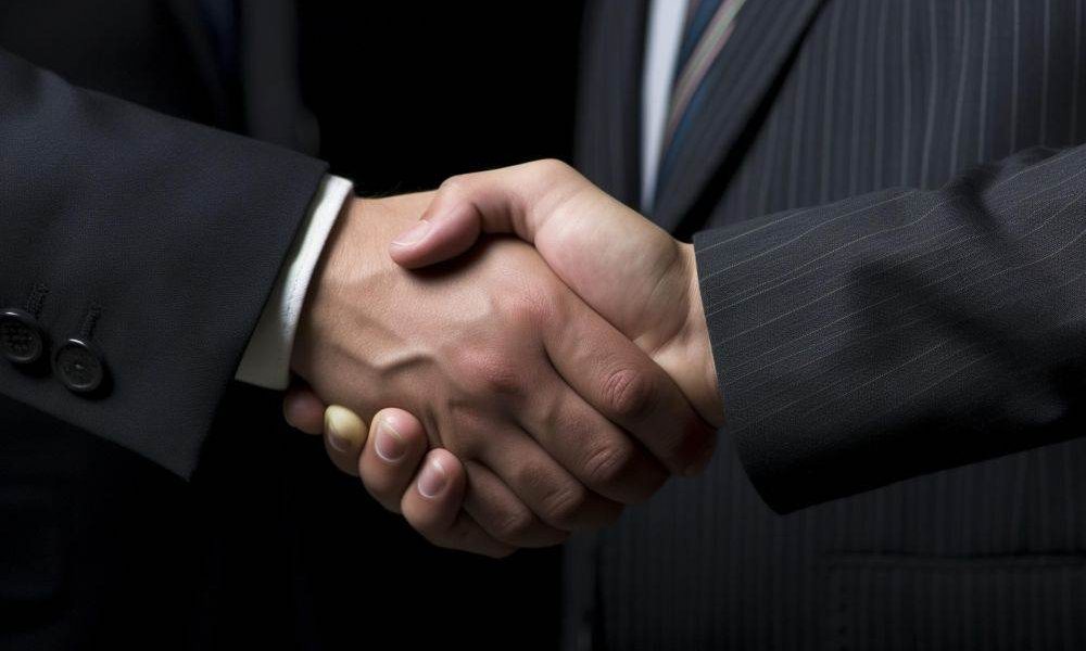 Starmer și Macron, alianță pentru libera navigație prin strâmtoarea Ormuz