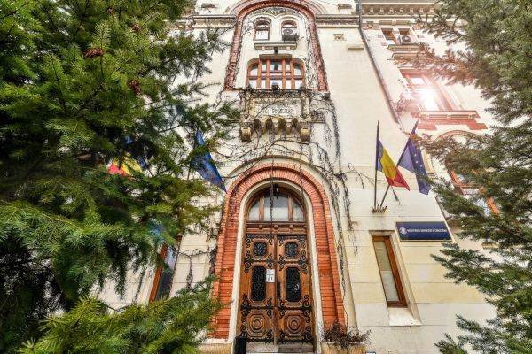 Ministerul Educației, cu un sac consistent din fondurile PNRR