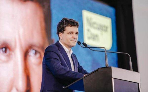 Nicuşor Dan, despre televizor: „Copiii nu mă lasă să am!”