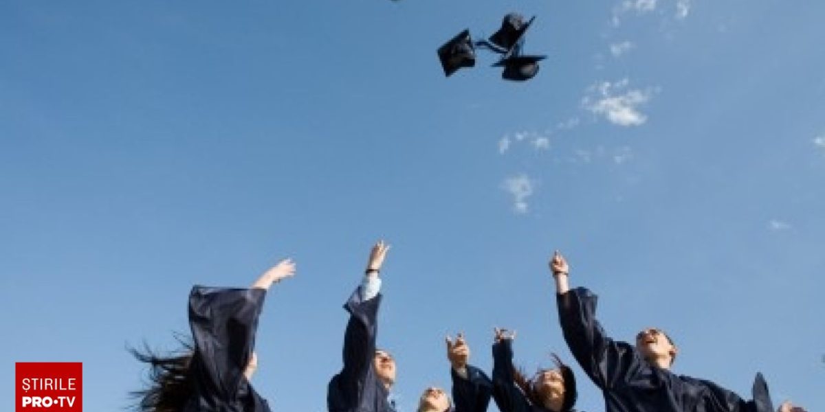 Joburi bine plătite pentru studenți: Câștigă 117 dolari/zi de acasă