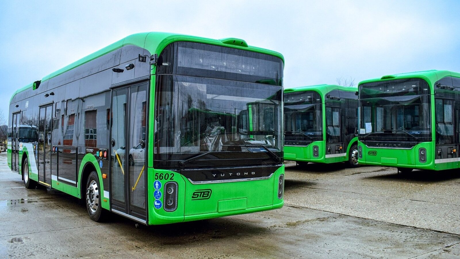 Șoferii STB, testați anti-alcool: Troleibuzele electrice, condiționate în București