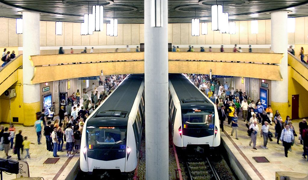 Prețuri la metrou: Metrou Ușor acuză scumpiri de 4 ori peste inflație, la Transporturi