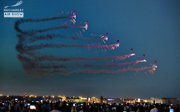 Flying Dragons revin la BIAS 2026: Parapante motorizate în spectacol la București