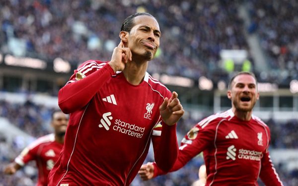 Van Dijk, eroul „Merseyside”: Liverpool smulge victoria în prelungiri