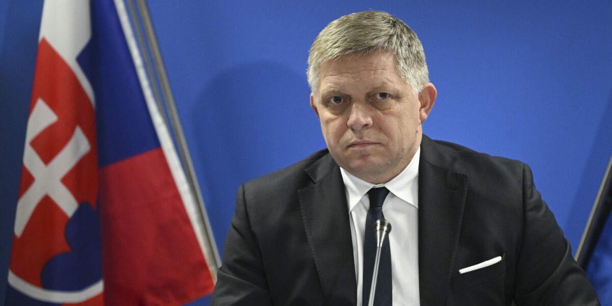 Două țări UE, interdicție pentru premierul slovac spre Moscova