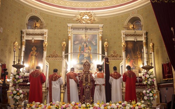 Mediafax urează Paște fericit: Hristos a Înviat! Bucurie în toată România