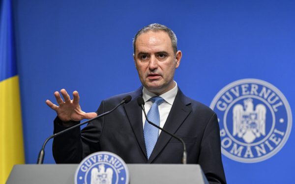 Nazare, la Washington: Participă la reuniunea FMI și are întâlniri la Casa Albă