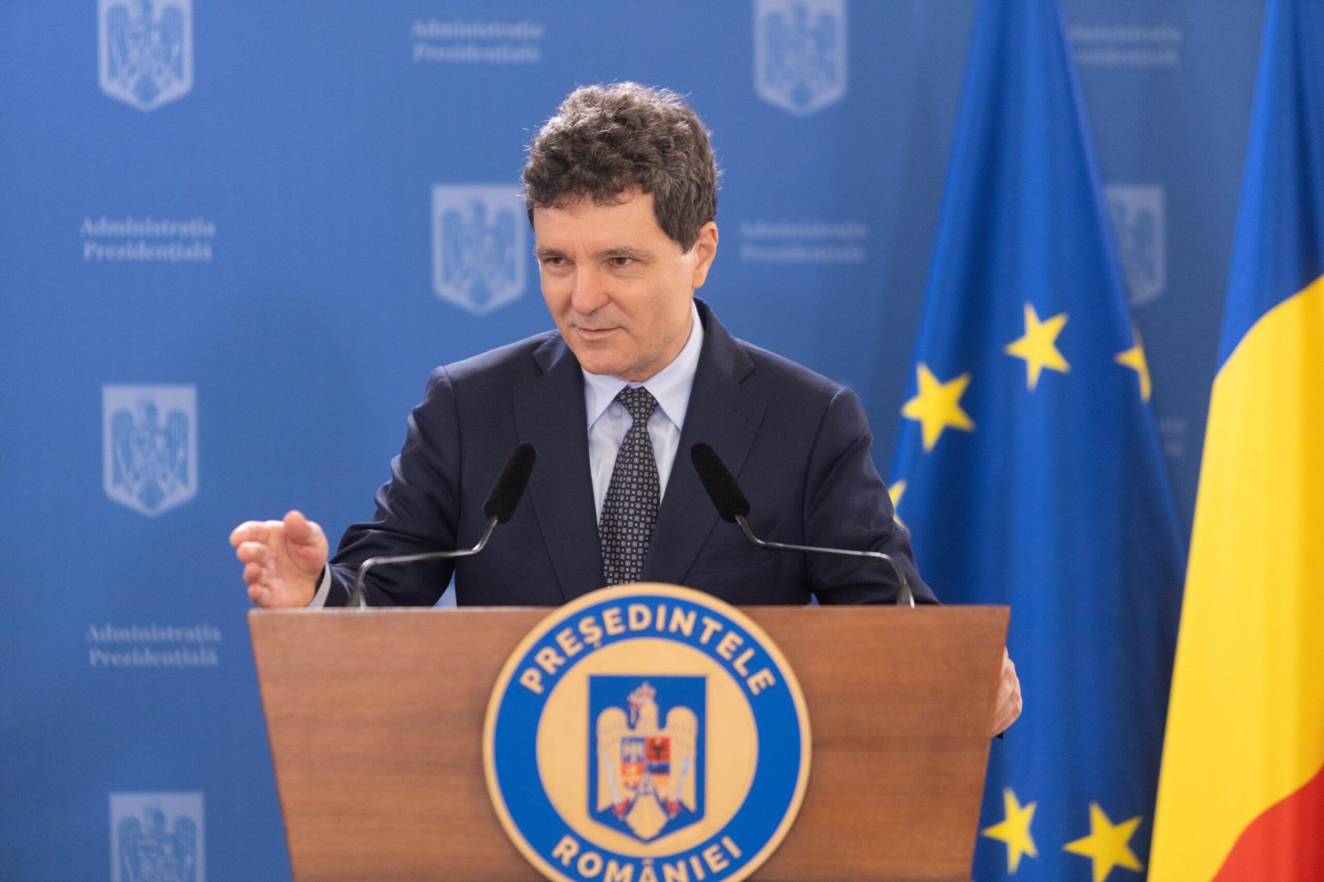 Președintele României, Nicușor Dan, a transmis luni un mesaj adresat comunității romilor cu ocazia Zilei Internaționale a Romilor și a Sărbătorii etniei romilor din România